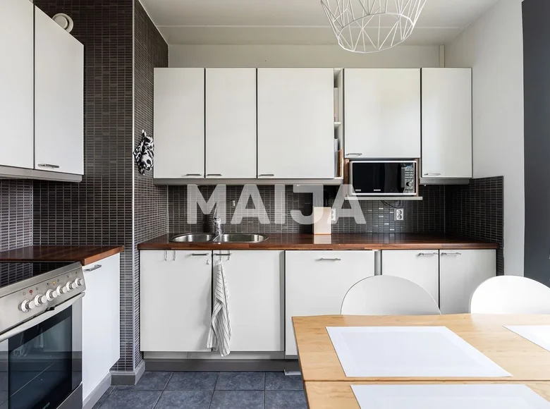 Mieszkanie 3 pokoi 73 m² Hyvinkaa, Finlandia