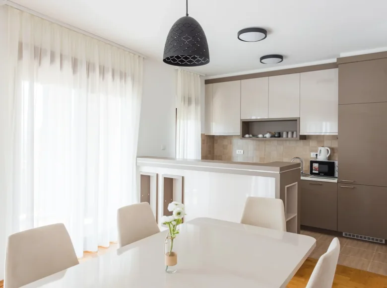 Mieszkanie 2 pokoi 130 m² Boreti, Czarnogóra