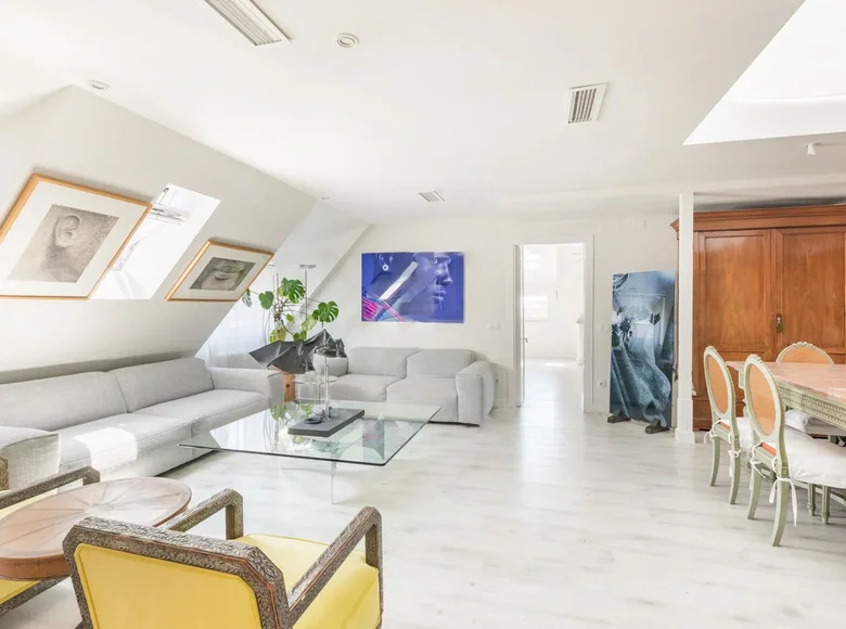 Квартира 2 спальни 125 м² Мадрид, Испания