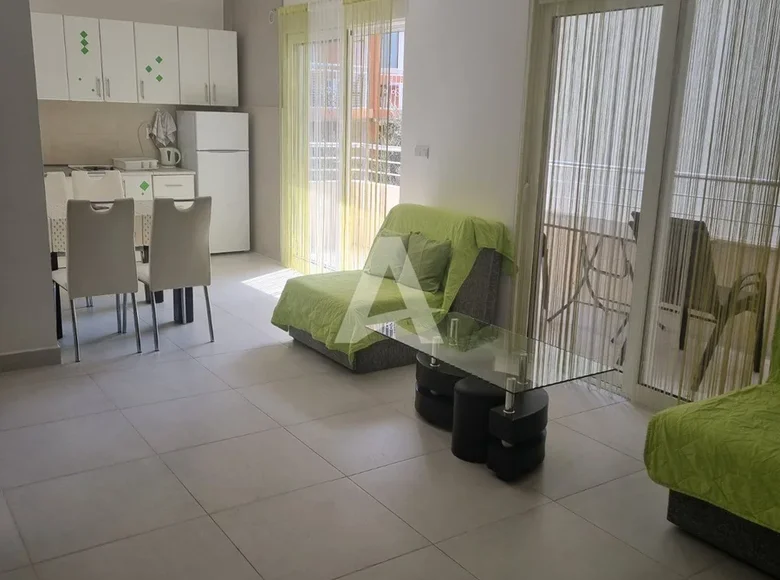 1 bedroom apartment 58 m² in Becici, Montenegro