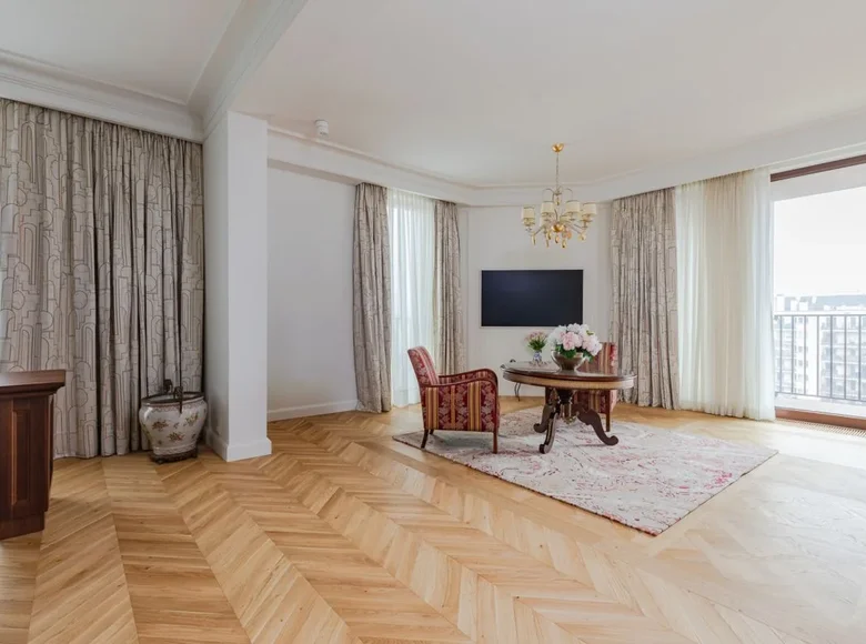 Mieszkanie 4 pokoi 101 m² Warszawa, Polska