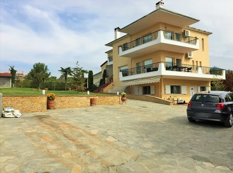 6 bedroom villa 440 m² Thermi, Greece