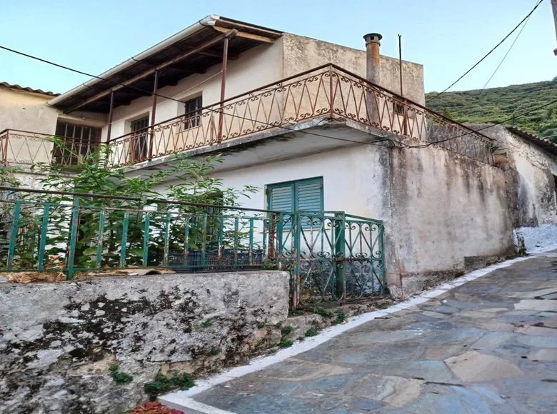 Szeregowiec 1 pokój 119 m² Agios Mattheos, Grecja