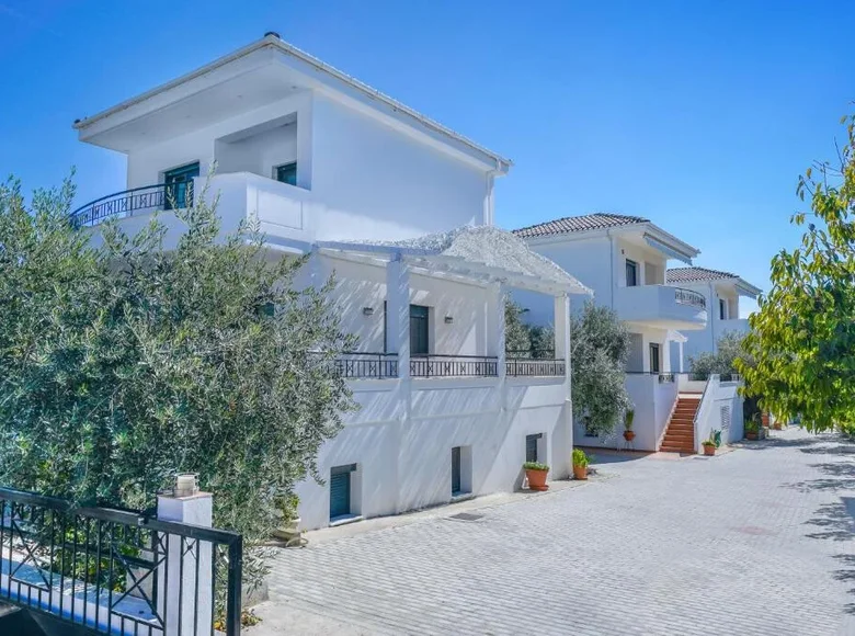 Hôtel 400 m² à Limenaria, Grèce