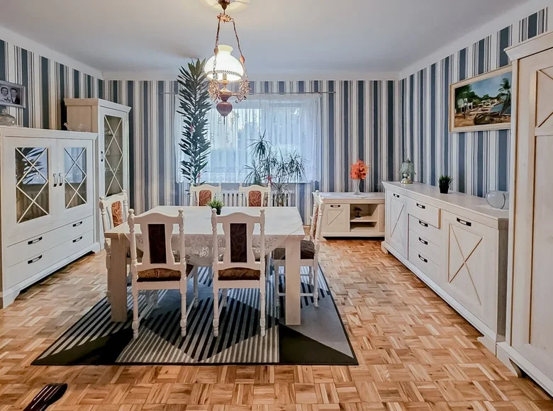 Дом 152 м² Любонь, Польша