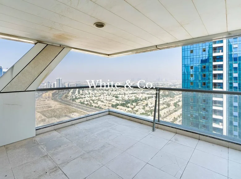 Apartamento 3 habitaciones 1 670 m² Dubái, Emiratos Árabes Unidos