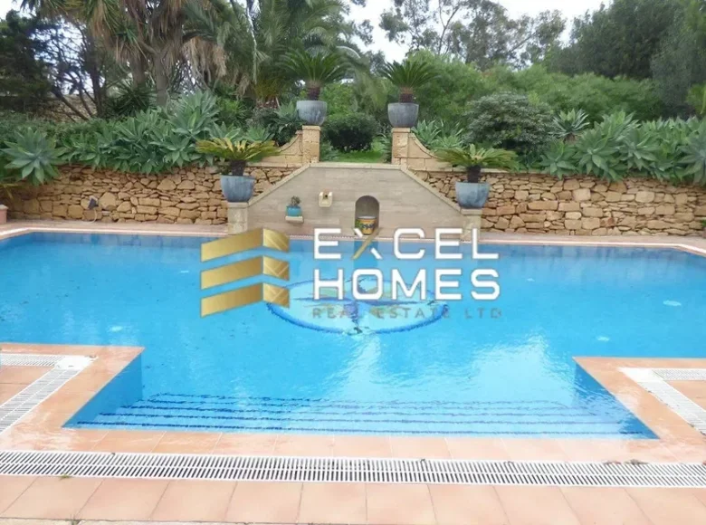 Dom 3 pokoi  Iklin, Malta