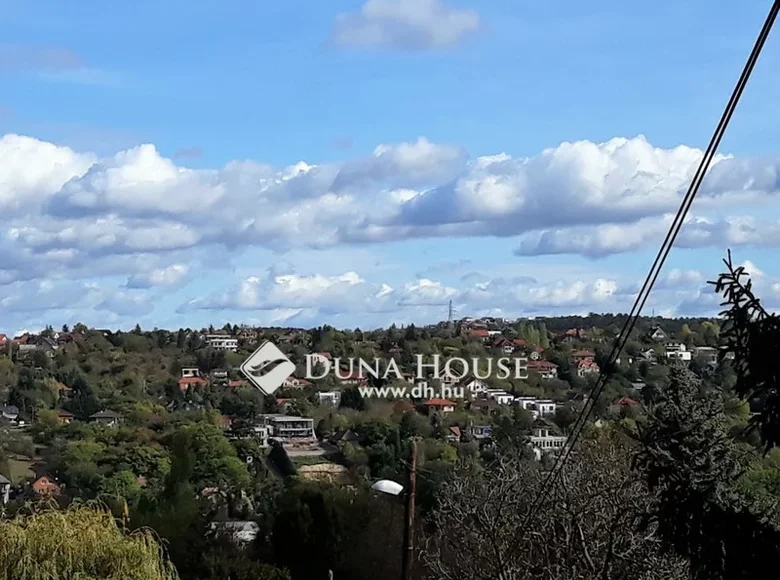 Land 2 229 m² Budapest, Hungary