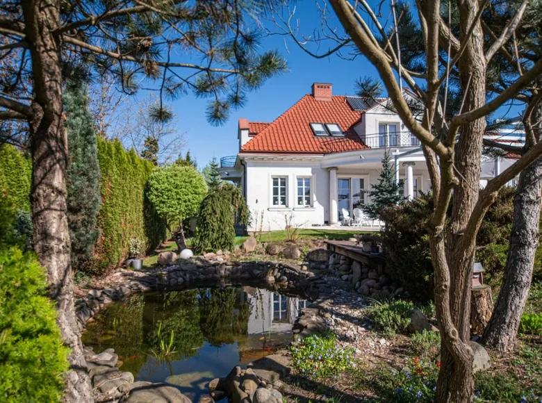 Haus 8 zimmer 360 m² Warschau, Polen