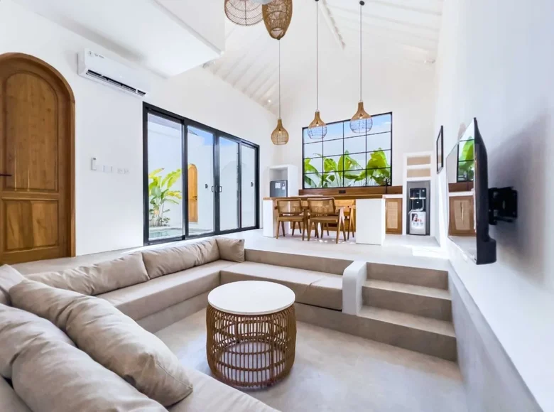 Вилла 2 спальни 100 м² Менгви, Индонезия