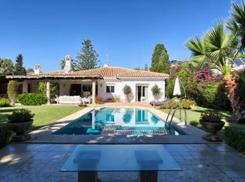 3-Schlafzimmer-Villa 280 m² Abadin, Spanien