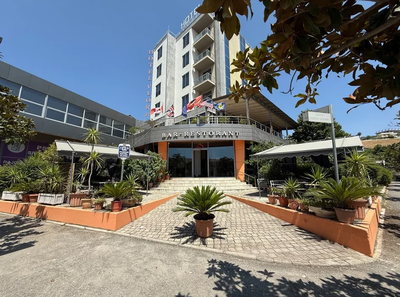 Коммерческое помещение 337 м² Влёра, Албания