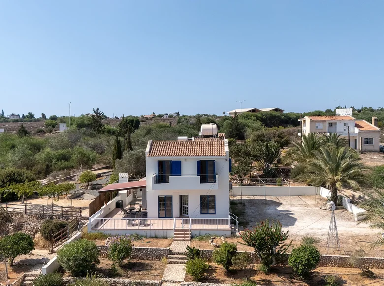 4-Schlafzimmer-Villa 170 m² Paralimni, Zypern