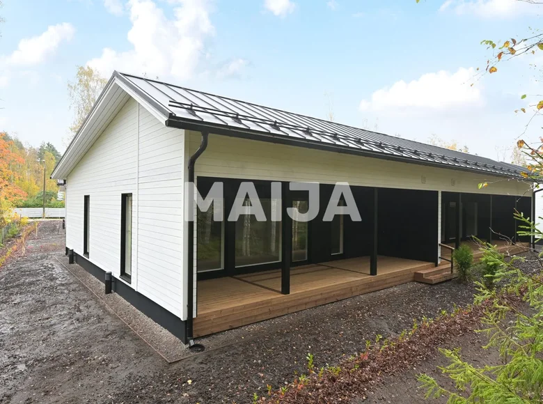 Дом 4 комнаты 90 м² Helsinki sub region, Финляндия