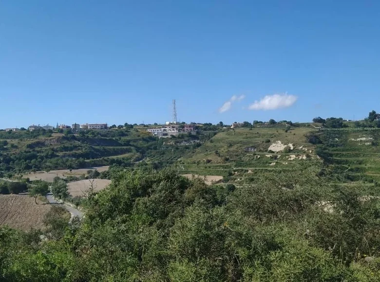 Atterrir  Tsada, Chypre