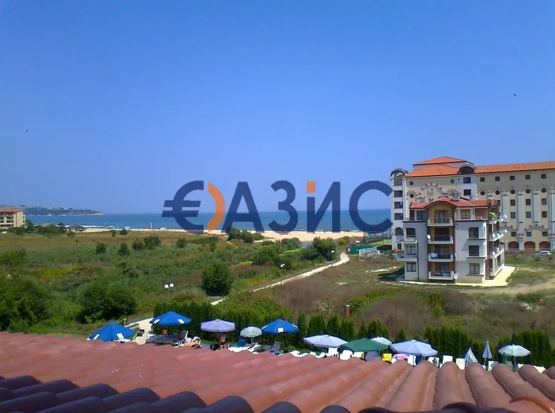 Mieszkanie 2 pokoi 71 m² Obzor, Bułgaria