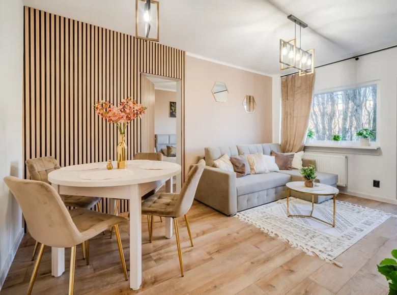 Квартира 2 комнаты 38 м² Лодзь, Польша