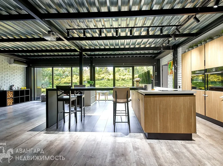 Ferienhaus 3 zimmer 249 m² in Apcak, Belarus