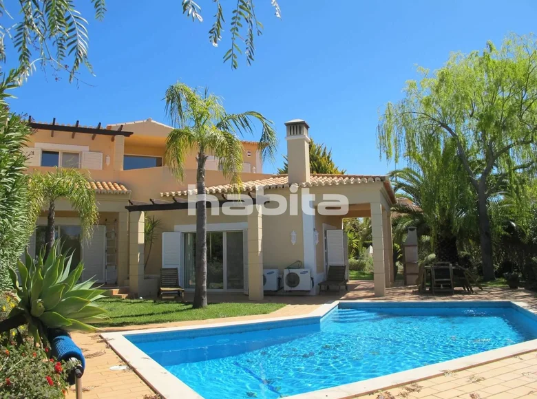 3 bedroom villa 243 m² Estombar, Portugal