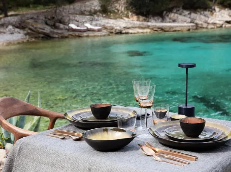 Отель 1 000 м² Сплитско-Далматинская жупания, Хорватия