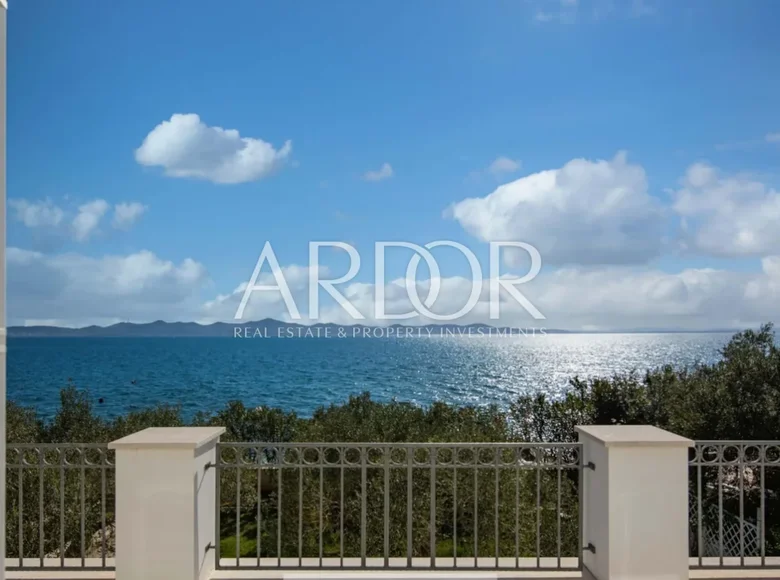 3 bedroom villa 210 m² Grad Zadar, Croatia