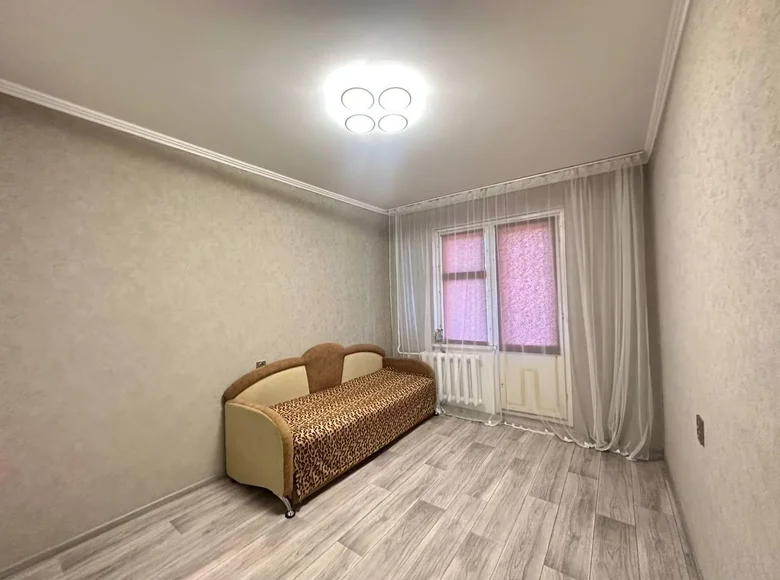 4 room apartment 79 m² Barysaw, Belarus