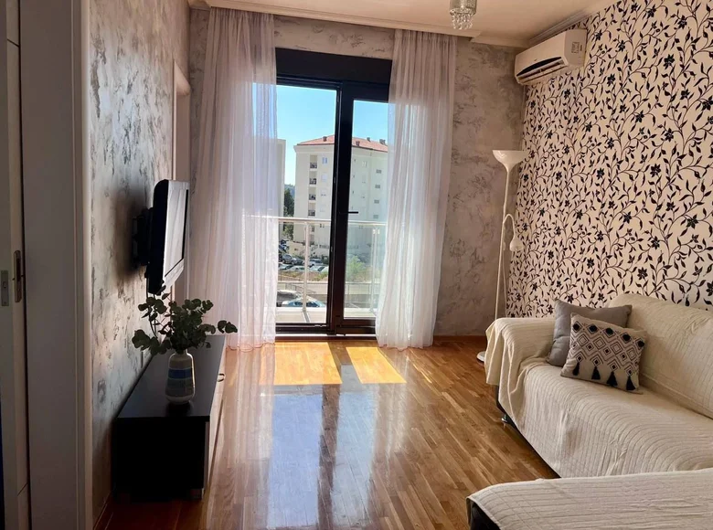 1 bedroom apartment 40 m² Boreti, Montenegro