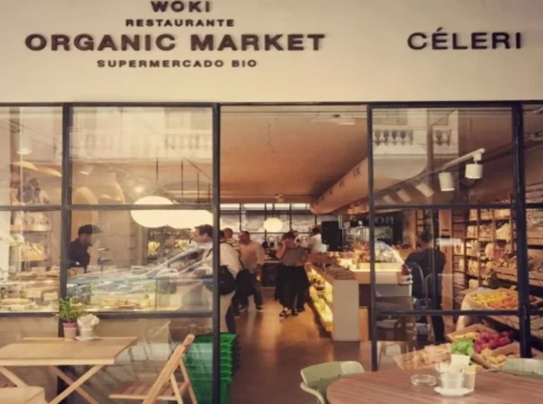 Commercial property 290 m² in Barcelona, Spain