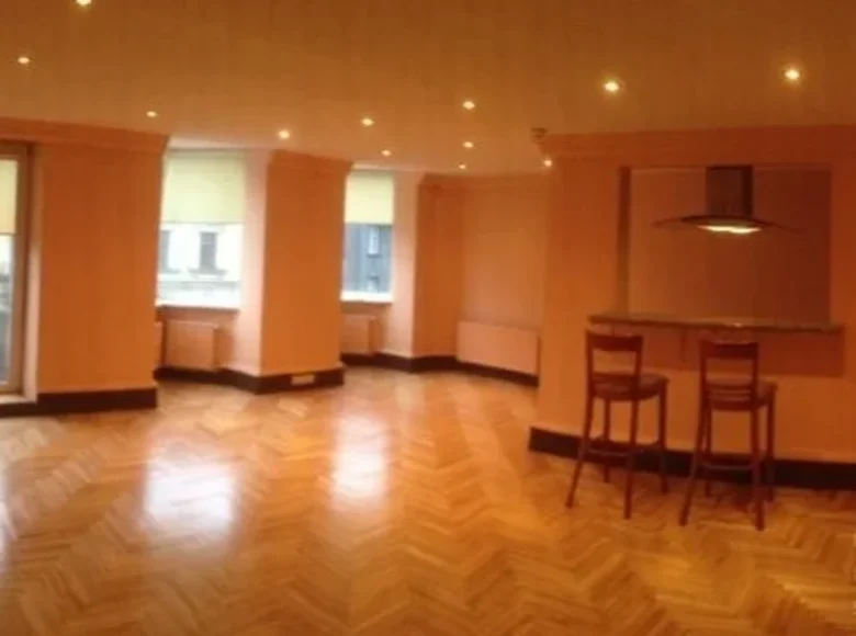 Mieszkanie 3 pokoi 108 m² Łotwa, Łotwa