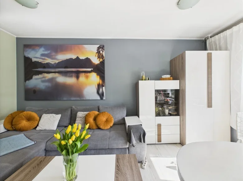 Mieszkanie 2 pokoi 35 m² Warszawa, Polska