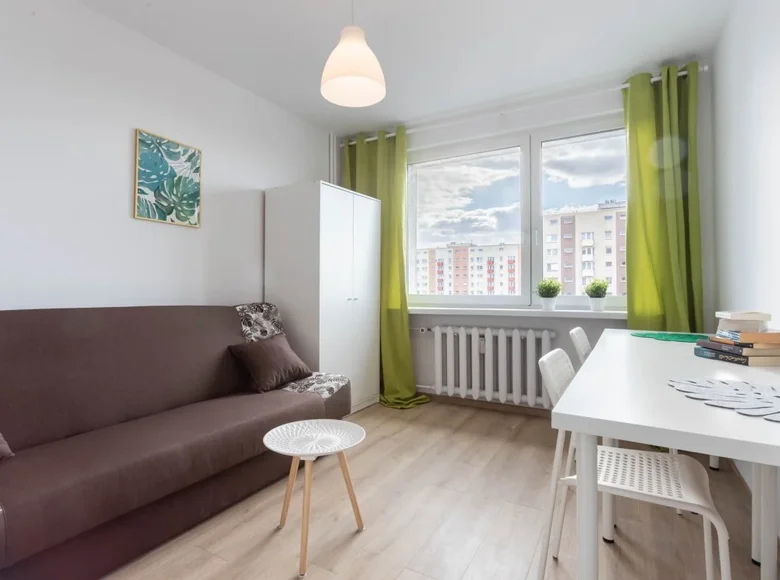 5 room apartment 67 m² Poznan, Poland