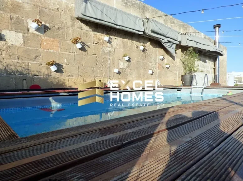 3 bedroom townthouse  Żebbuġ, Malta