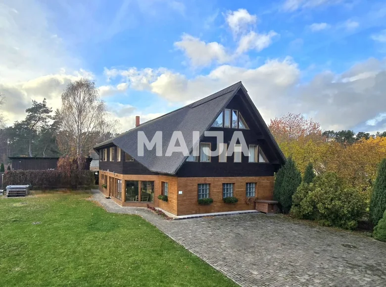 Отель 891 м² Berzciems, Латвия