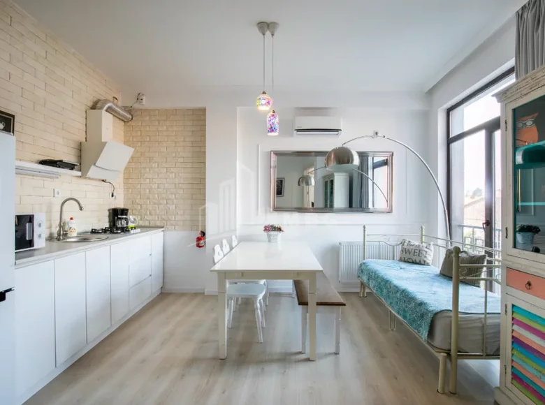 2 bedroom apartment 105 m² Tbilisi, Georgia