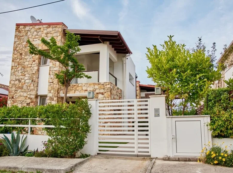 Вилла 3 спальни 124 м² Неа Ираклица, Греция