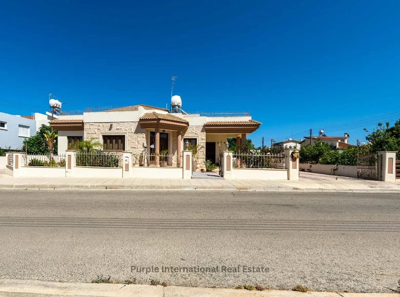 3-Schlafzimmer-Villa 130 m² Zypern, Zypern