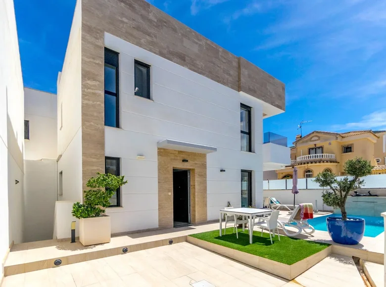 3 bedroom house  Orihuela, Spain