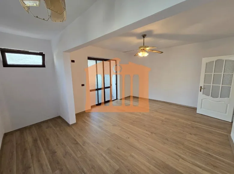 Квартира 3 комнаты 76 м² Дуррес, Албания