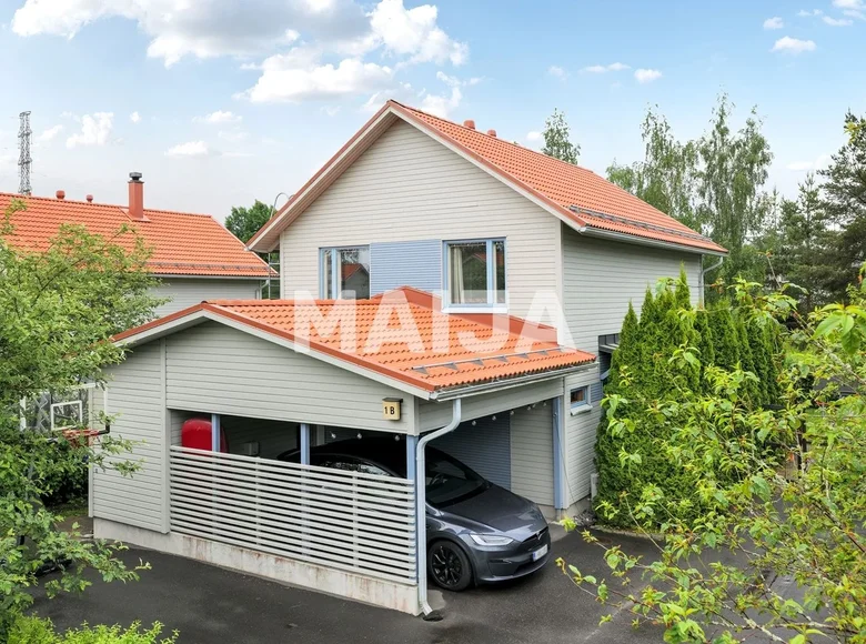 Дом 5 комнат 122 м² Helsinki sub region, Финляндия