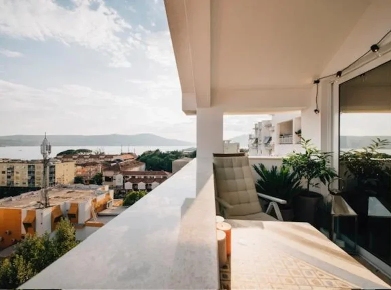 Appartement 3 chambres 85 m² Tivat, Monténégro