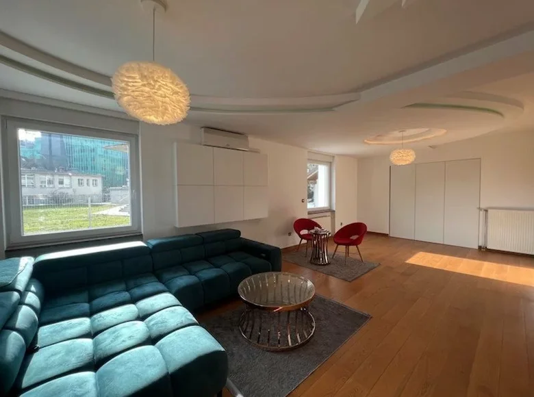 Maison 554 m² Maribor, Slovénie