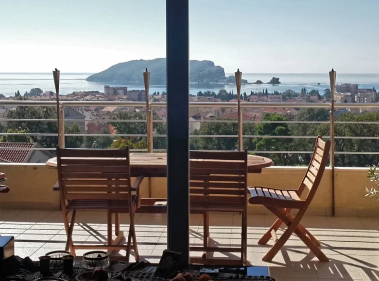 Wohnung 3 Schlafzimmer 94 m² Budva, Montenegro