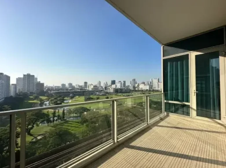 2 bedroom condo 107 m² Bangkok, Thailand