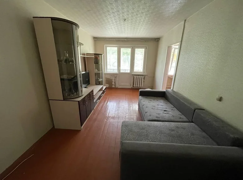 Mieszkanie 3 pokoi 57 m² Mińsk, Białoruś