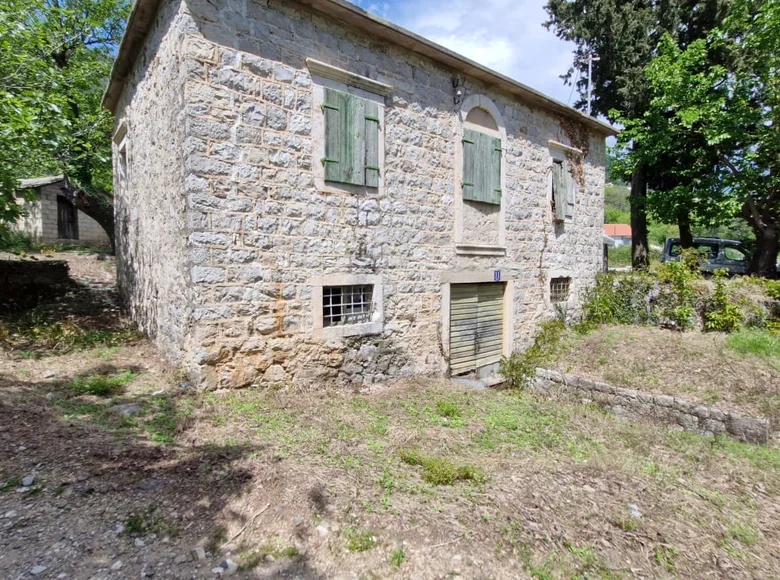 Casa 2 habitaciones 107 m² Josice, Montenegro