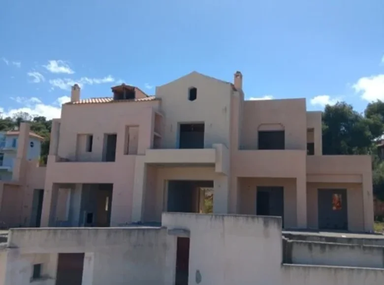 Szeregowiec 1 pokój 740 m² Municipality of Corinth, Grecja