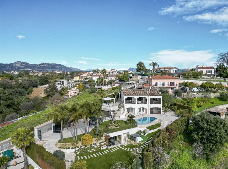 Вилла 4 спальни 250 м² Франция, Франция