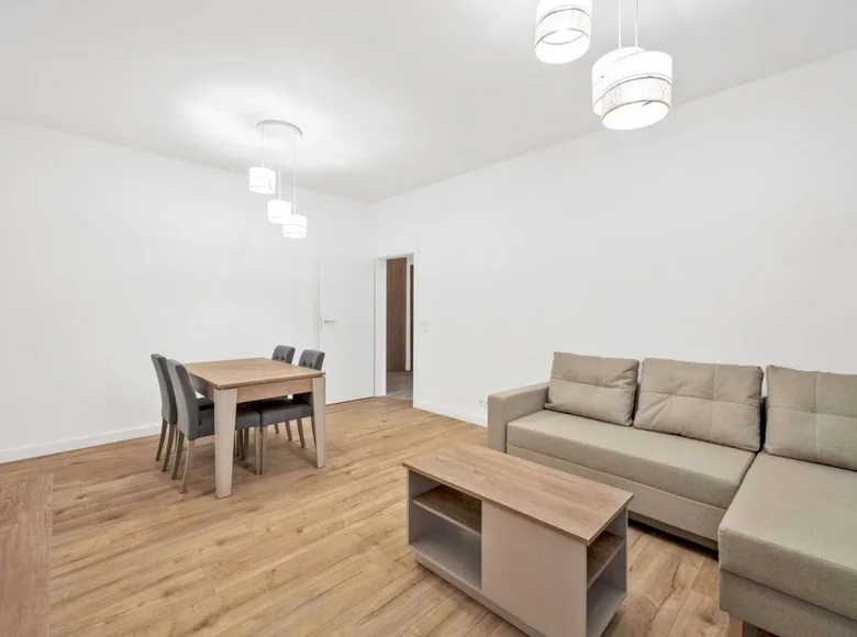 Квартира 3 комнаты 68 м² в Варшаве, Польша