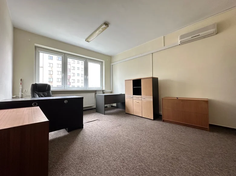 Коммерческое помещение 2 комнаты 45 м² в Варшаве, Польша
