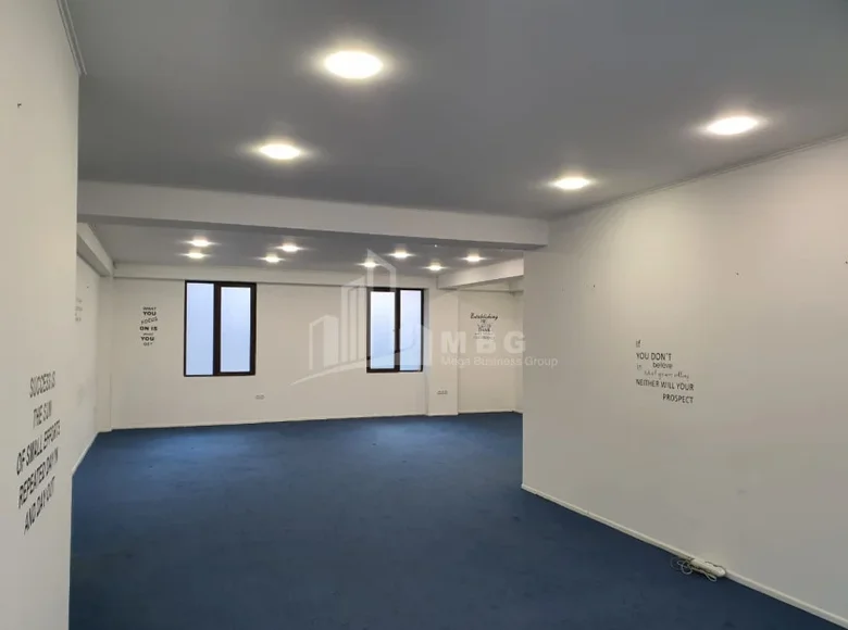 Коммерческое помещение 117 м² Тбилиси, Грузия